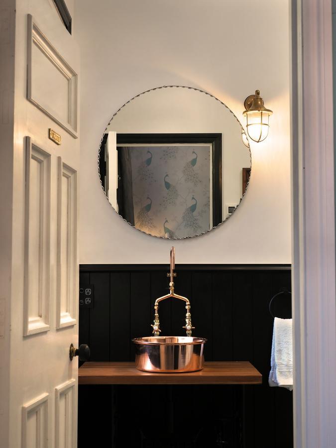 The Ferry Bed & Breakfast Queenstown Exterior foto