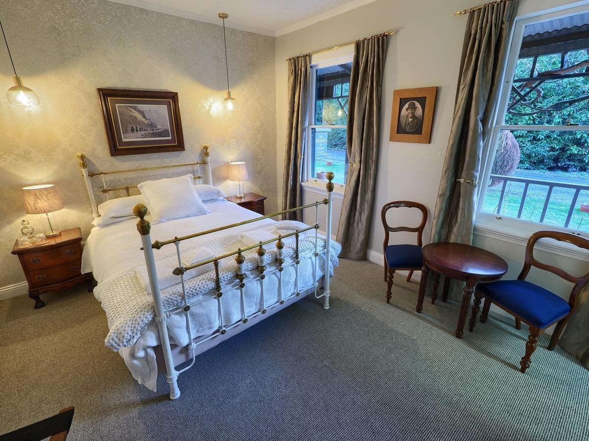 The Ferry Bed & Breakfast Queenstown Exterior foto
