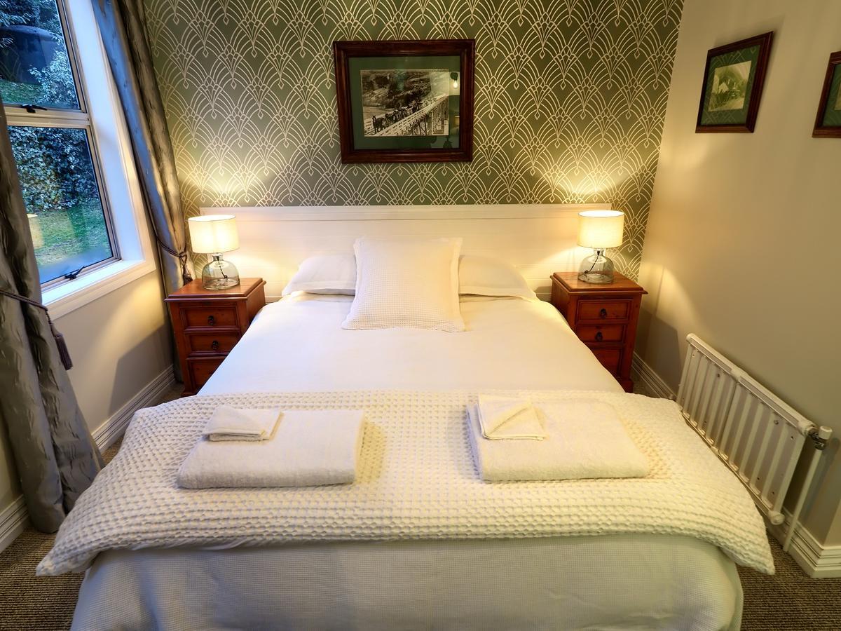 The Ferry Bed & Breakfast Queenstown Exterior foto